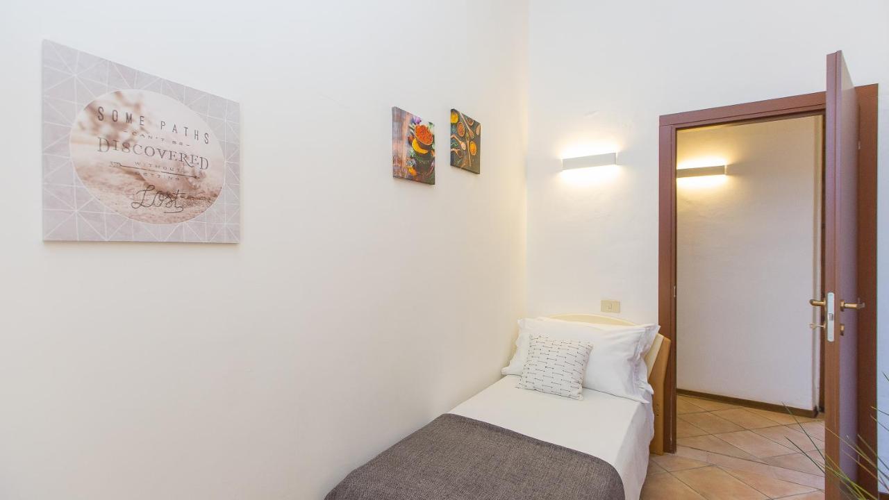 Rental In Rome - Santa Maria Novella Palace Флоренция Экстерьер фото